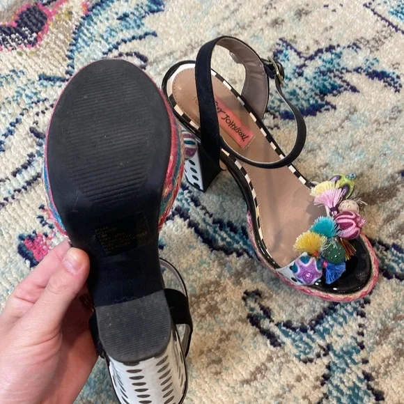 Betsey Johnson heels - Picture 4 of 4